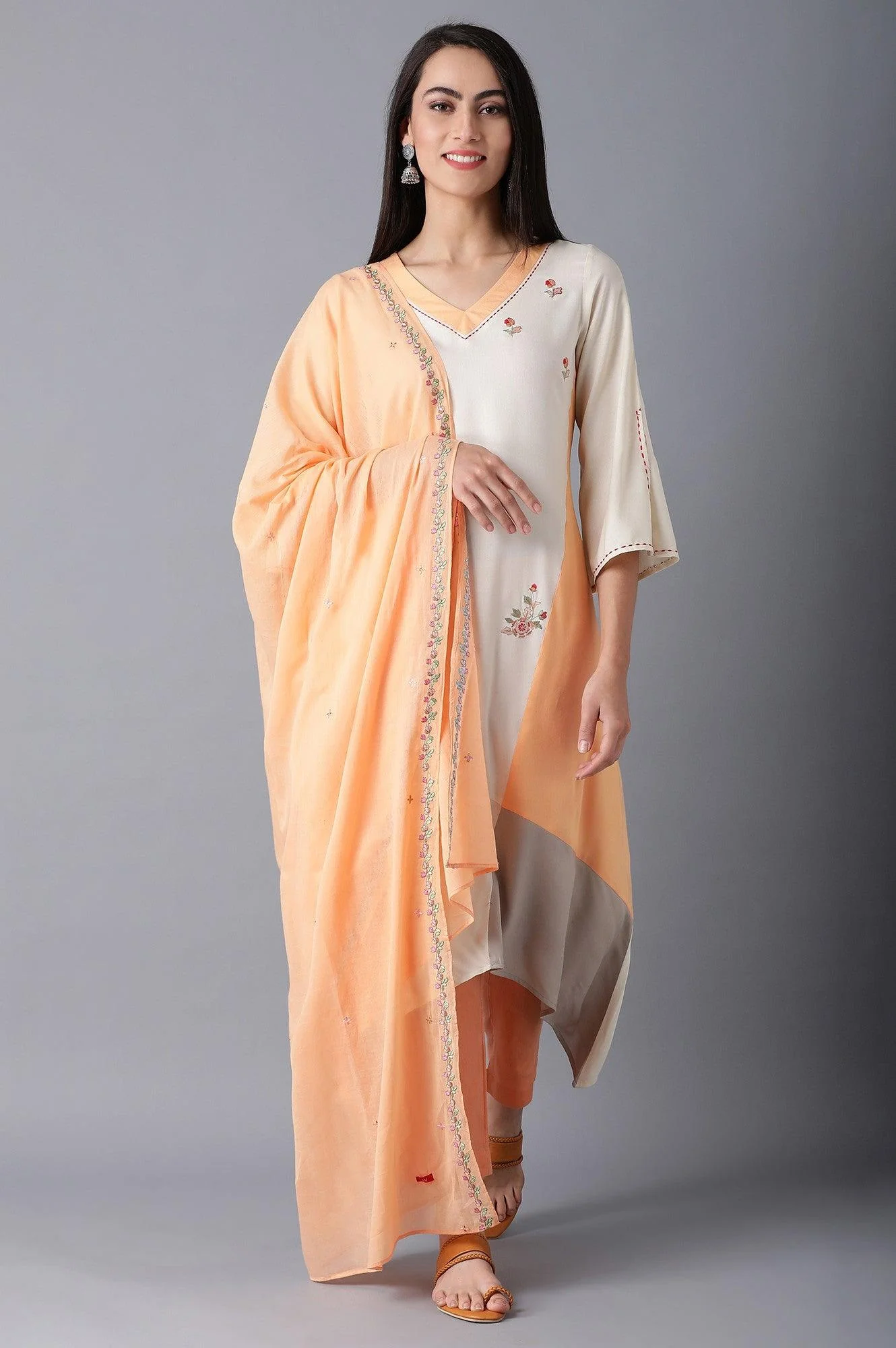 Beige A-Line Dipped kurta - Image 5