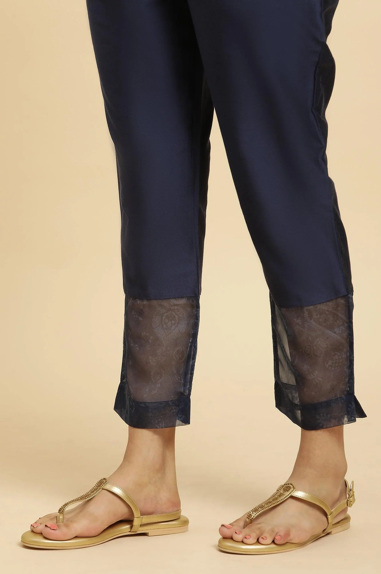 Blue Velvet Paisley Printed Flared Kurta And Pants Set - Image 10