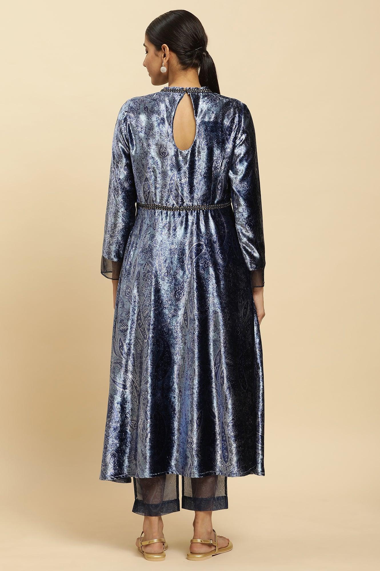Blue Velvet Paisley Printed Flared Kurta And Pants Set - Image 5