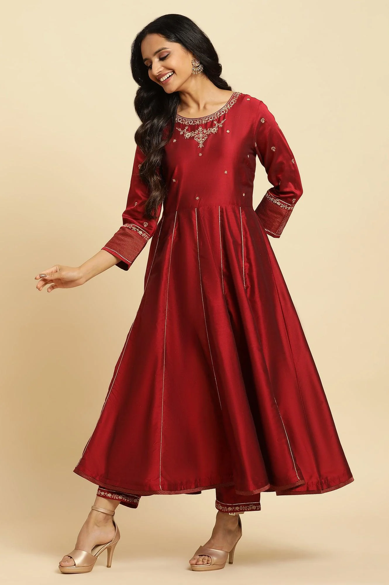 Dark Red Zari Embroidered Festive Kurta, Pant And Dupatta Set - Image 6
