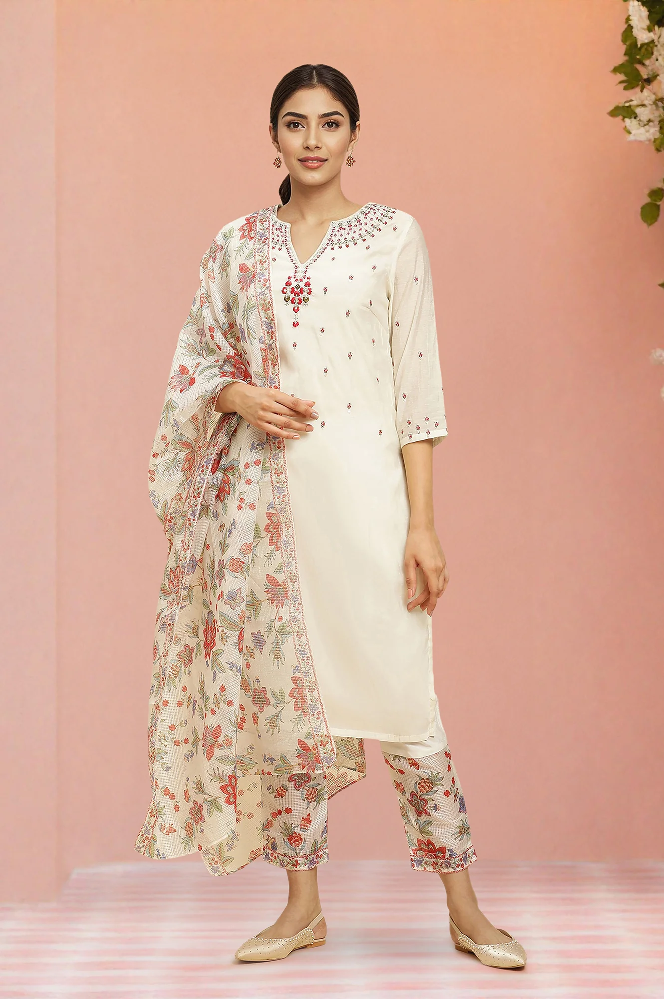 Ecru Chanderi Embroidered Kurta Set with Slim Pants and Dupatta - Image 3