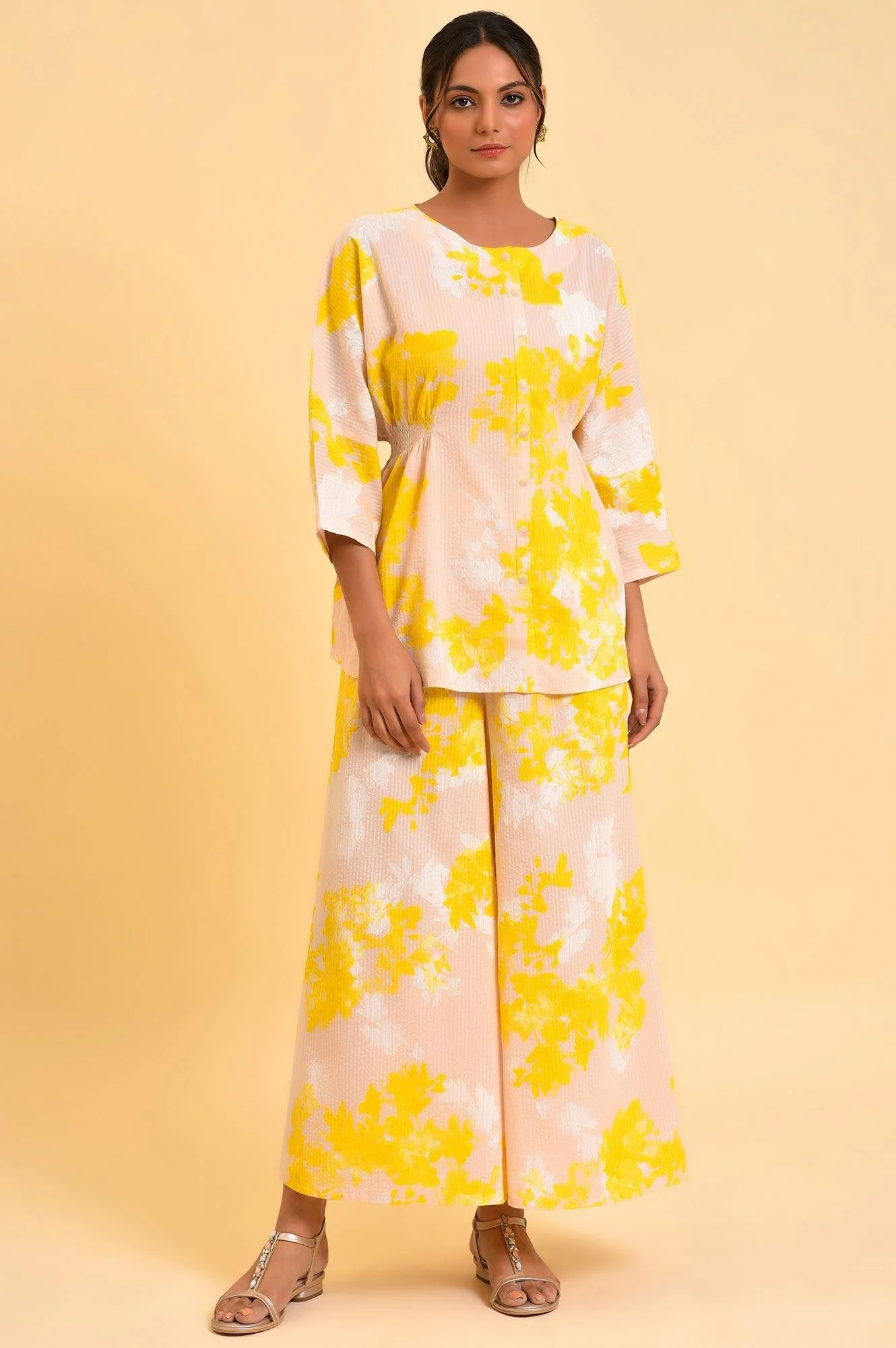 Pink Floral Printed Top & Flared Pants Co-Ord Set - Image 8