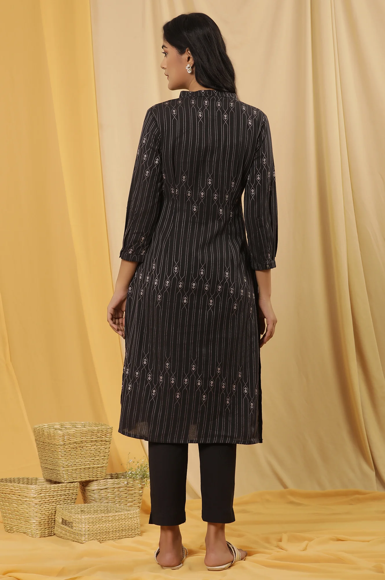 Black Printed Kurta And Trousers Set - Image 4