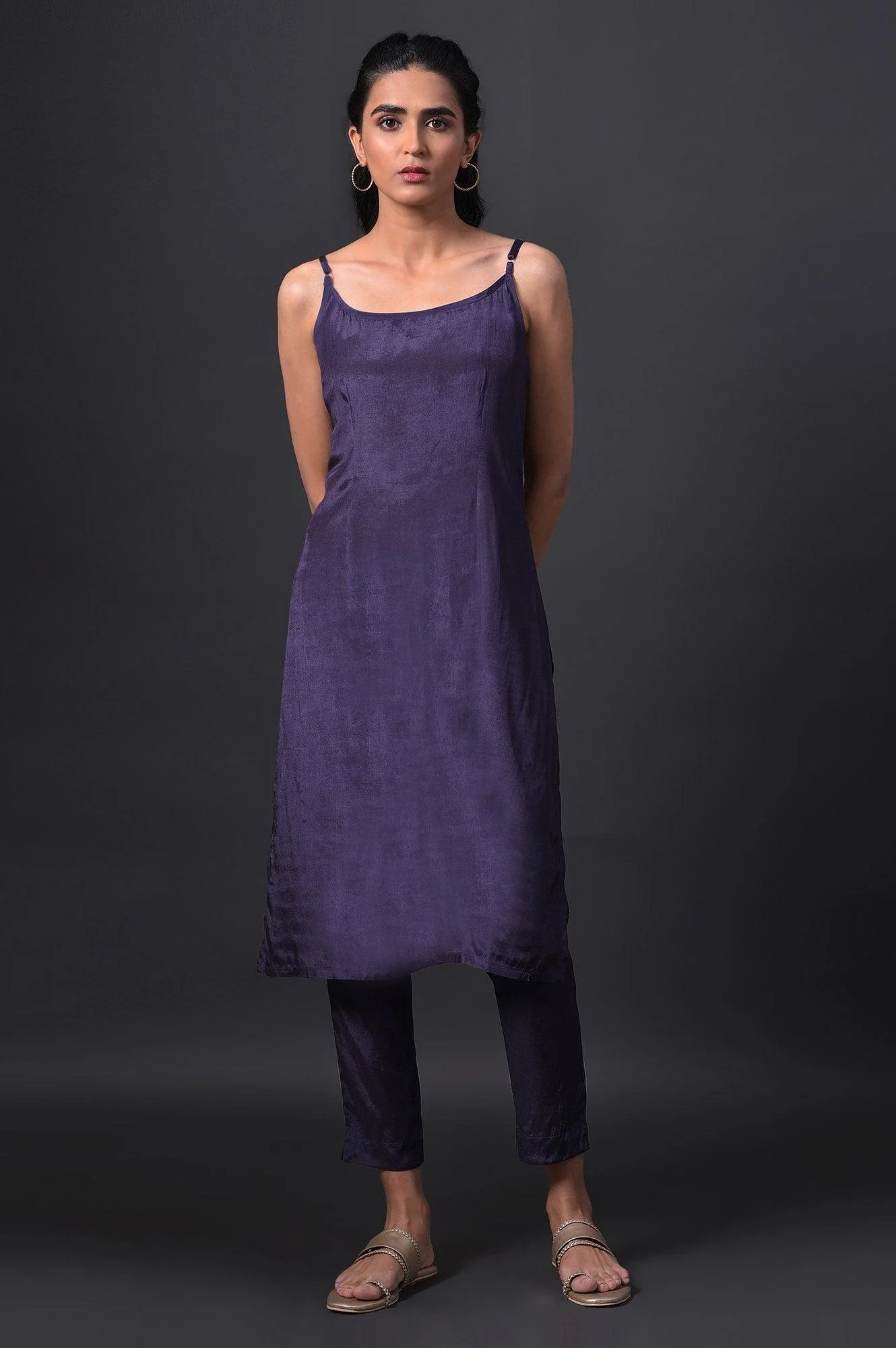 Purple Floral Printed kurta With Solid Slip, Slim Pants And Dupatta - Image 9