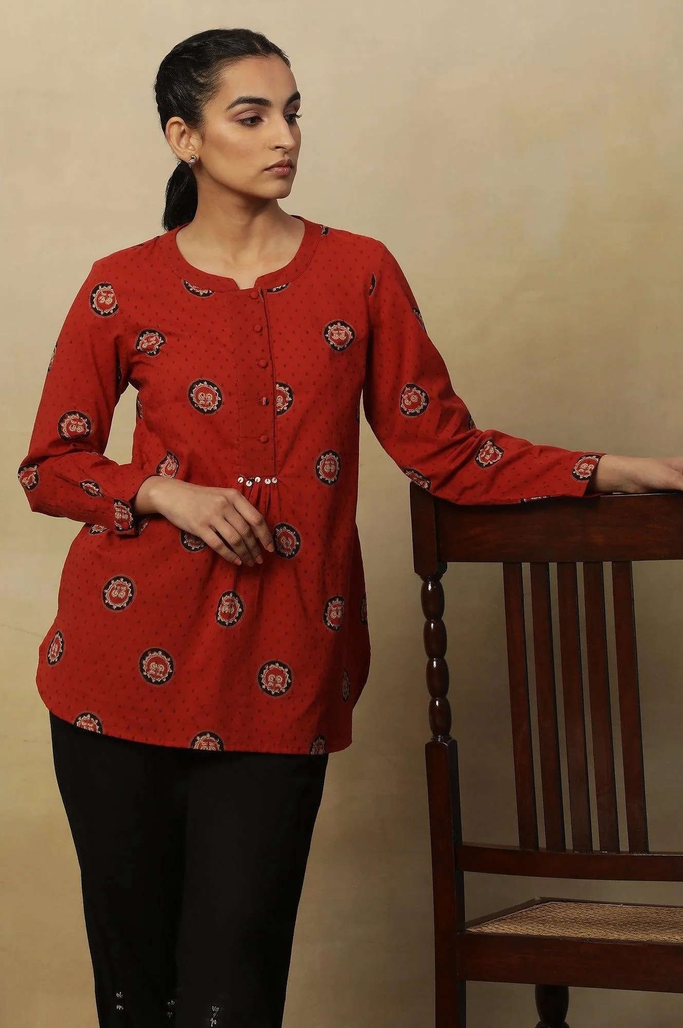 Red Block Print Top In Cotton Voile. - Image 6