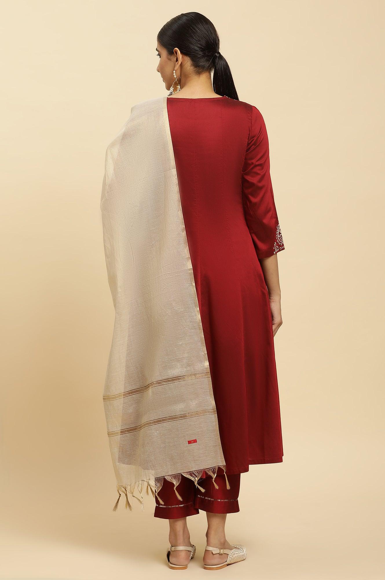 Red Panelled Embroidered Kurta, Slim Pants And Dupatta Set - Image 4
