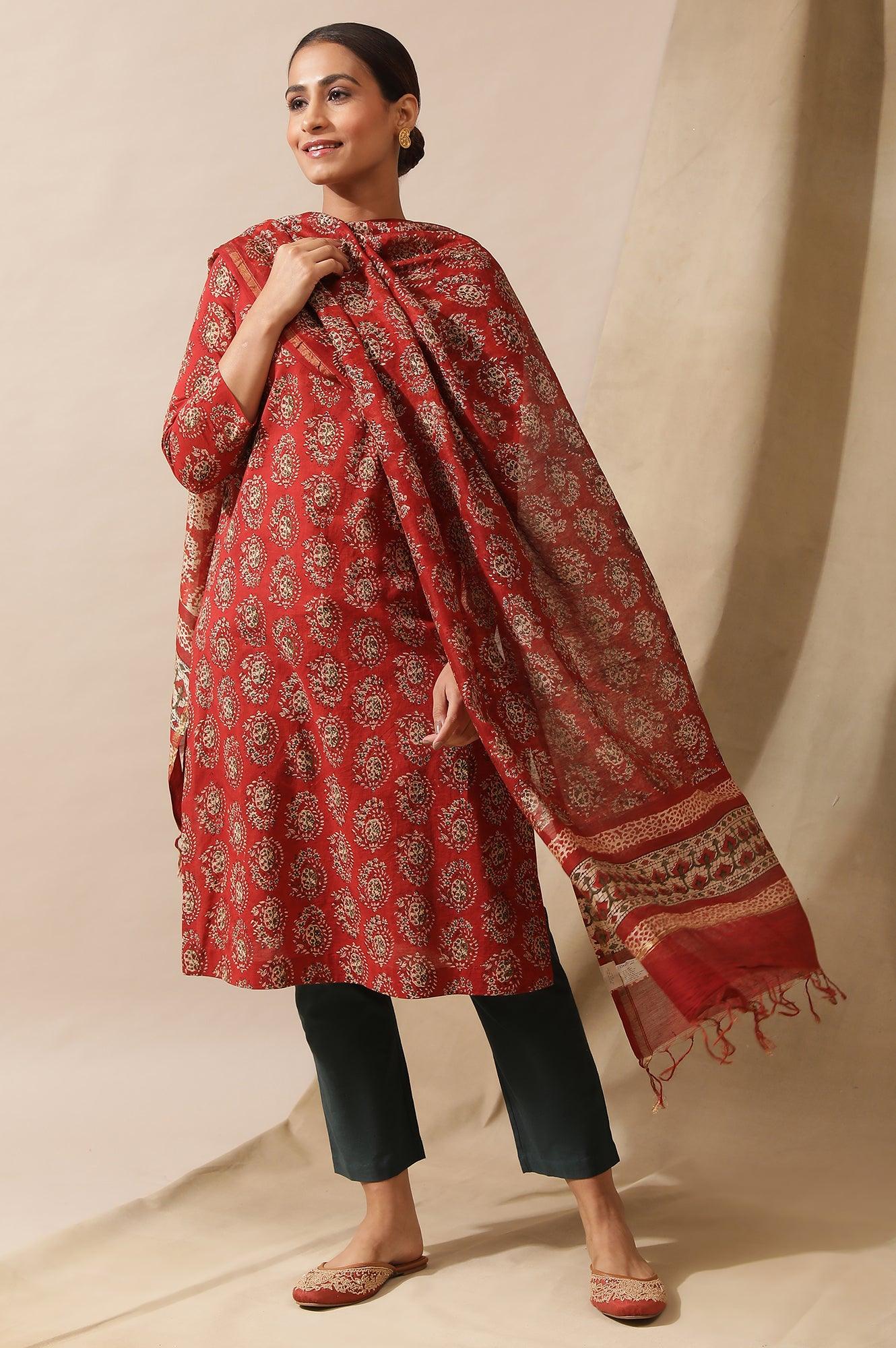 Red Printed Cotton Silk Drape - Image 3