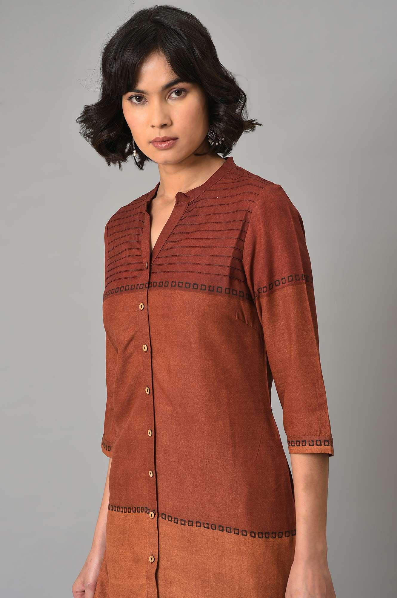 Red Printed Mandarin Collar kurta With Black Straight Pants - Image 6
