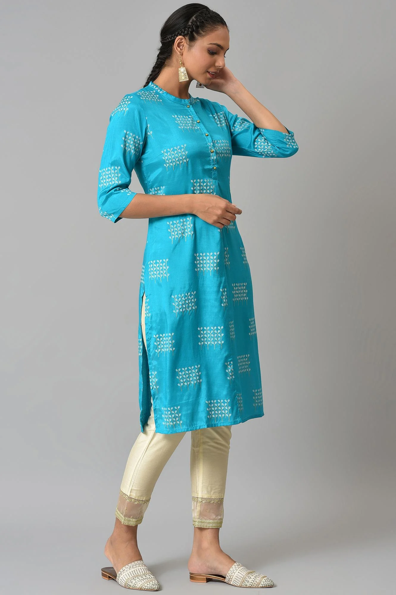 Turquoise Blue Geometric Printed Shantung Straight Kurta - Image 8