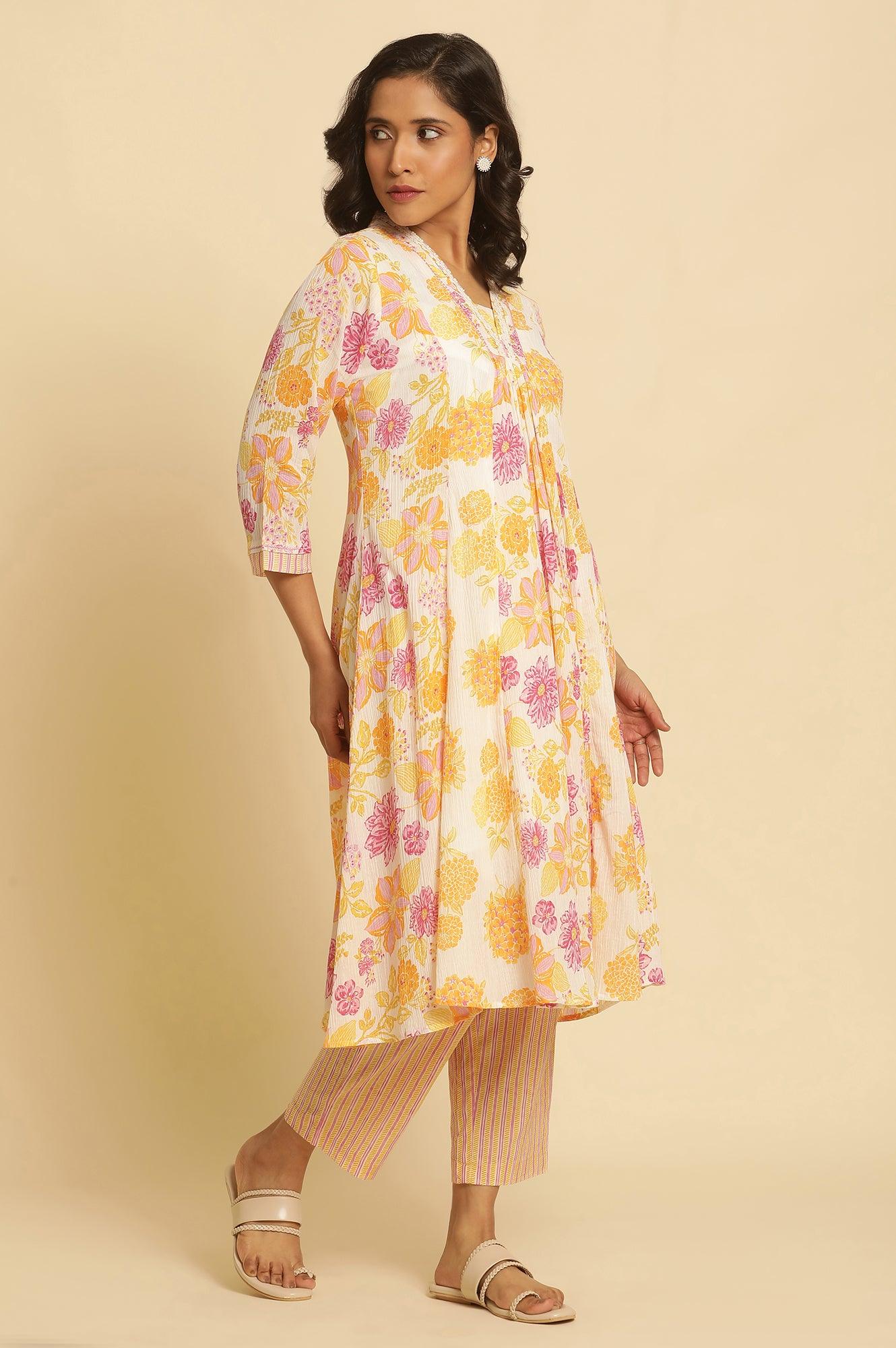 White Floral Printed Flared Kurta - Image 5