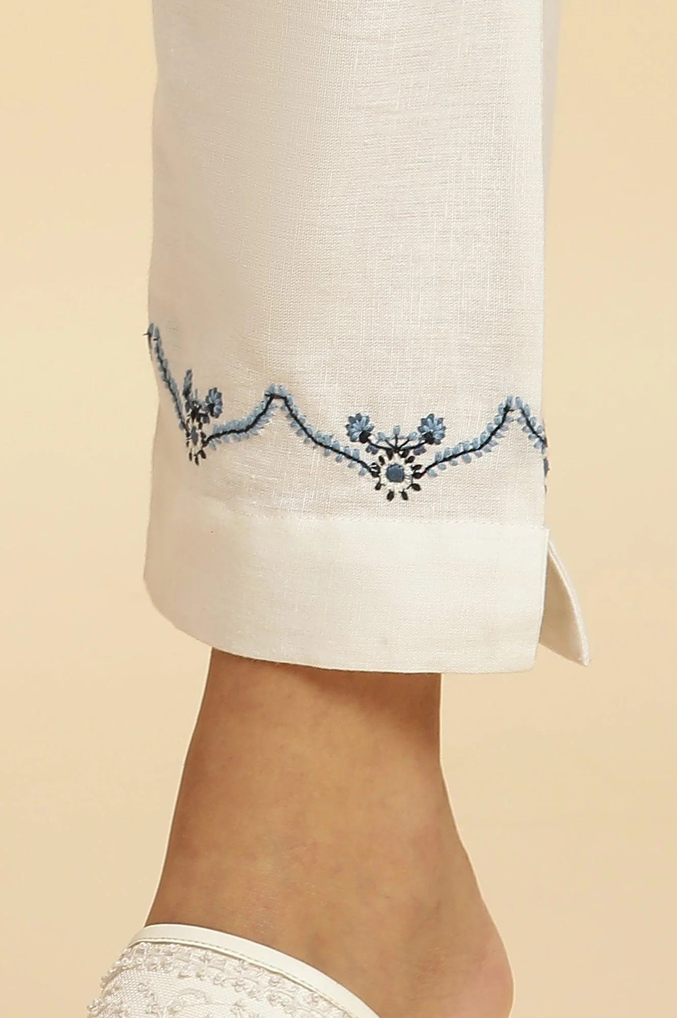 White Panelled Mock Angrakha Kurta, Pants & Dupatta Set - Image 11