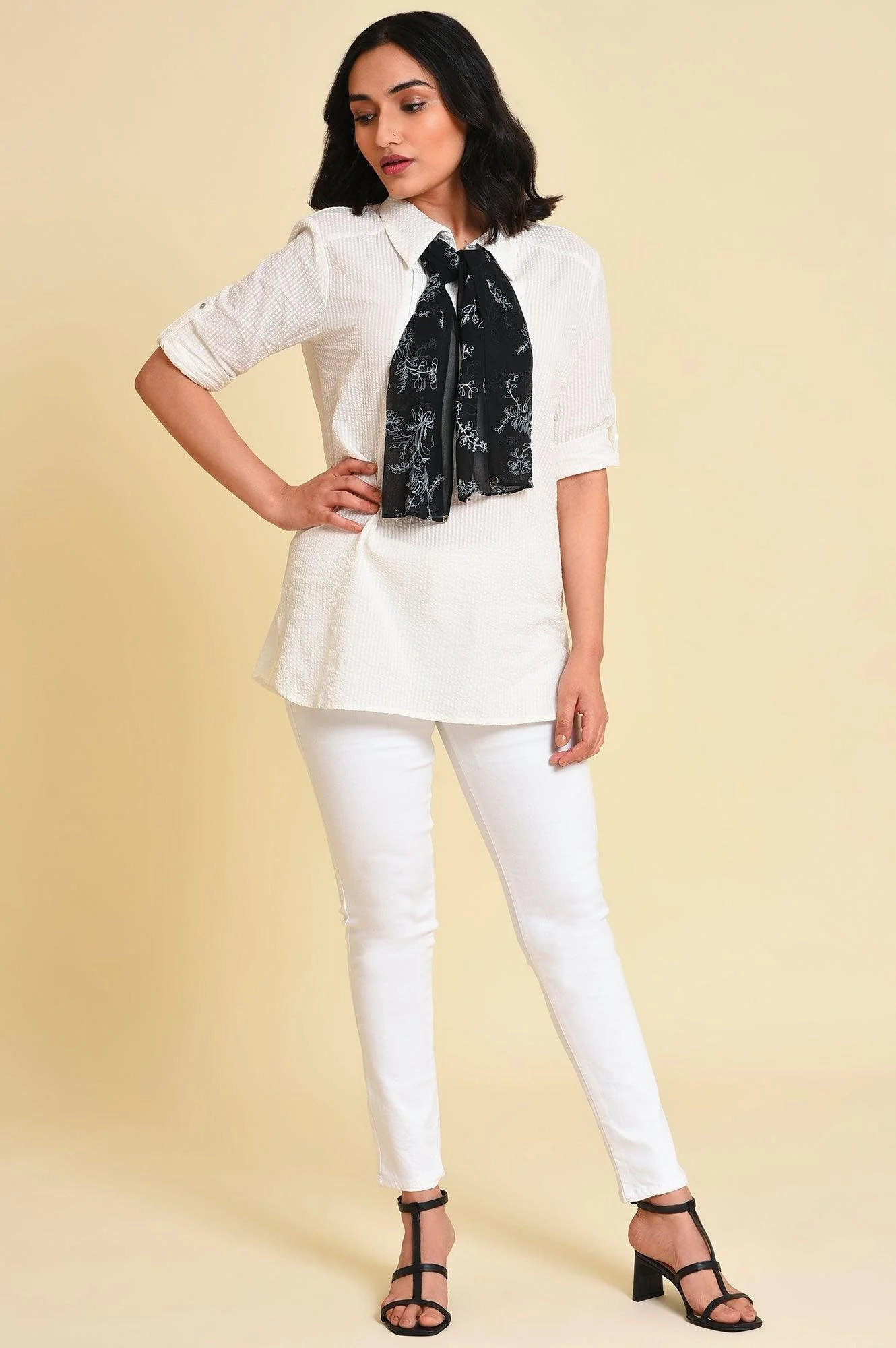 White Seer Sucket Top With Detachable Scarf - Image 5
