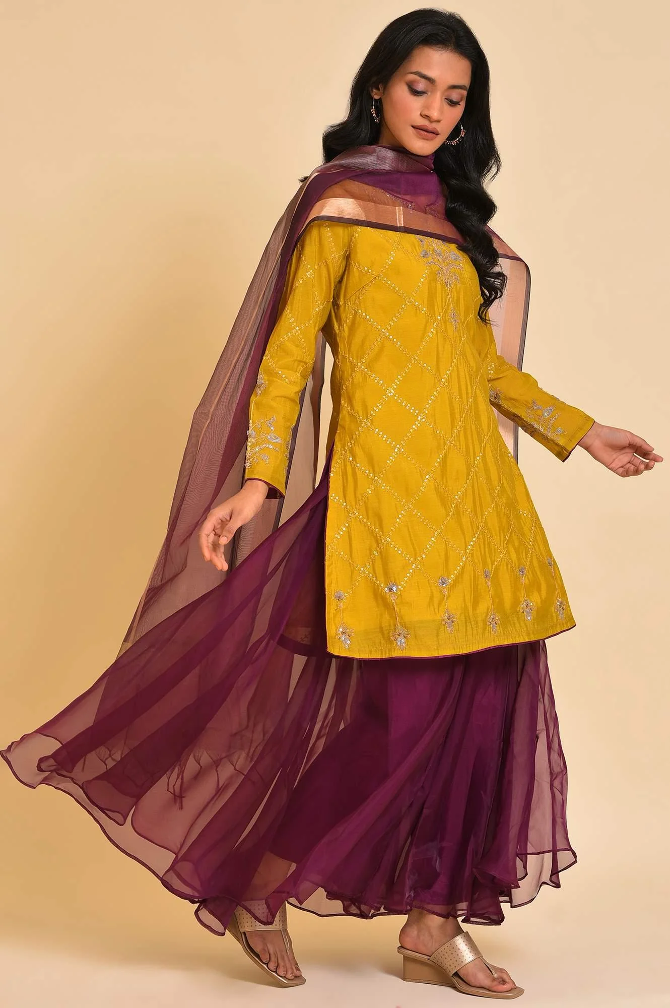 Yellow Embellished Short kurta, Culottes And Dupatta Set - Image 5