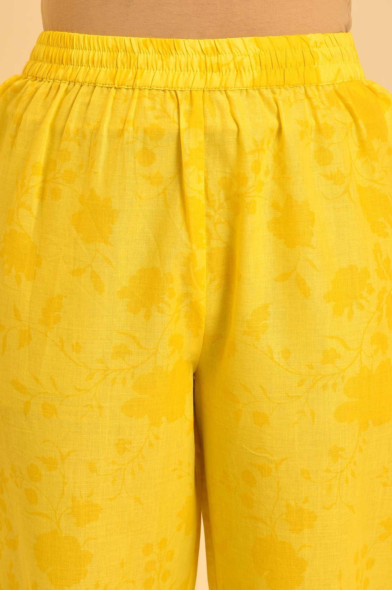 Yellow Floral Print kurta & Straight Pants Co-Ord Set - Image 6