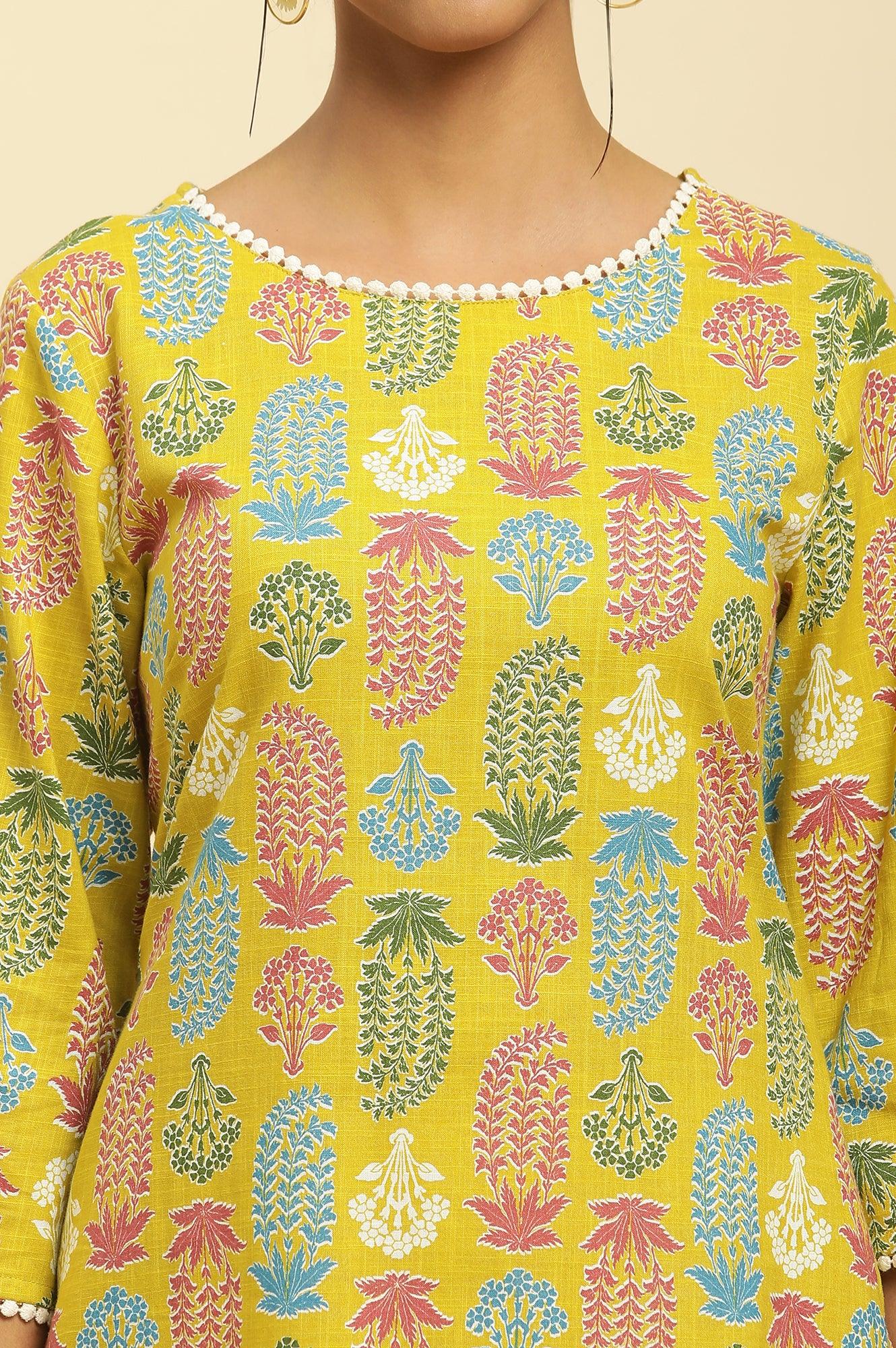 Yellow Floral Printed Cotton Kurta With Lace - Image 6
