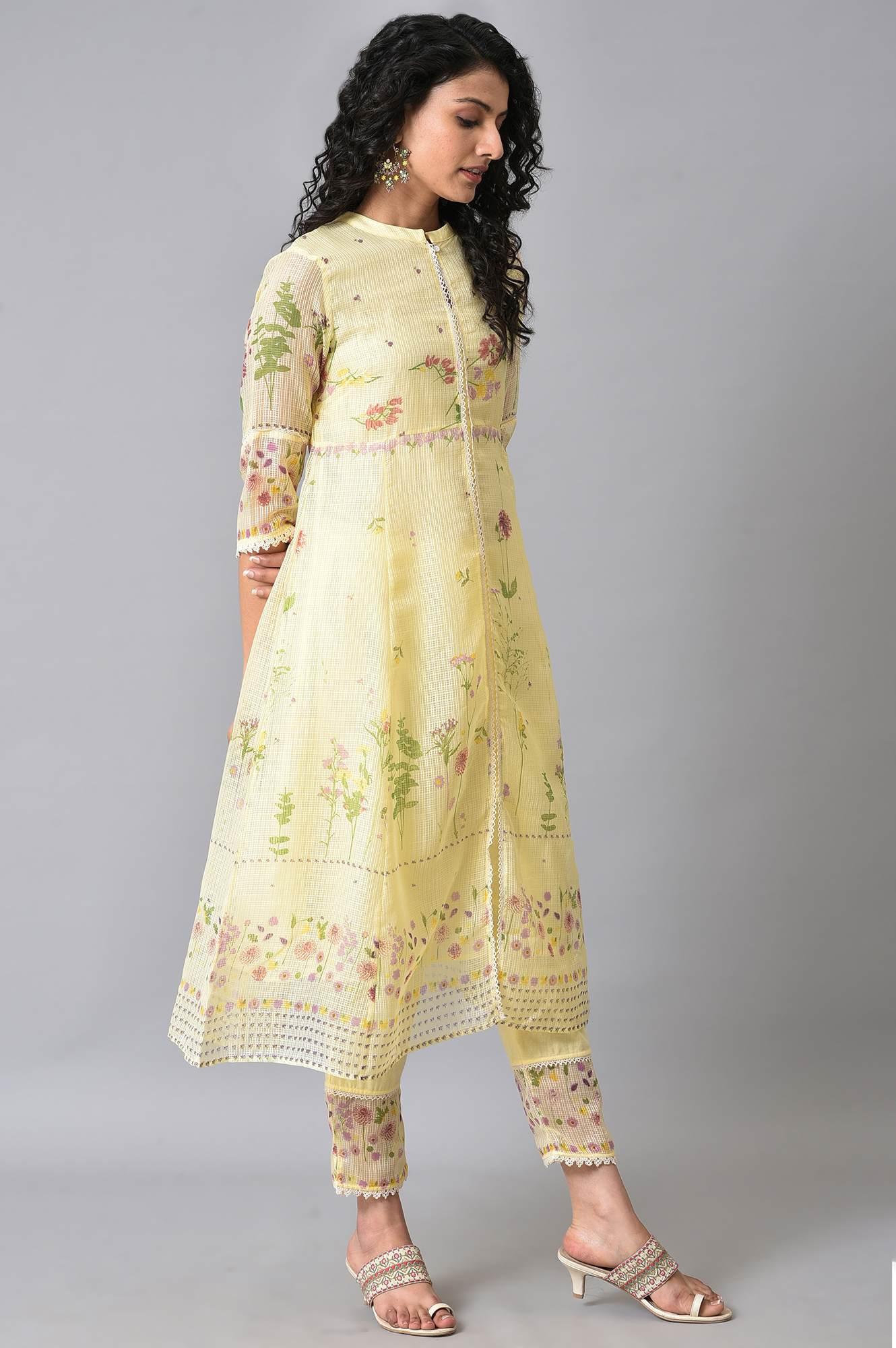 Yellow Floral Printed Plus Size kurta Set - Image 4