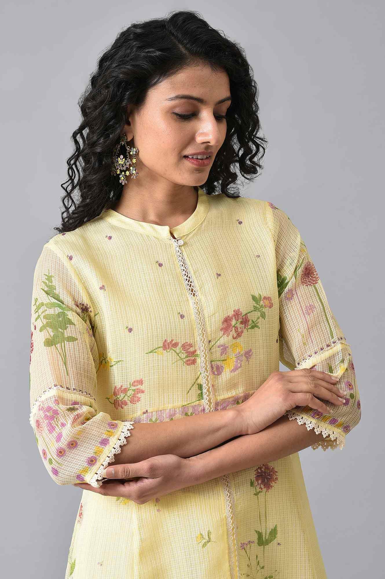 Yellow Floral Printed Plus Size kurta Set - Image 5