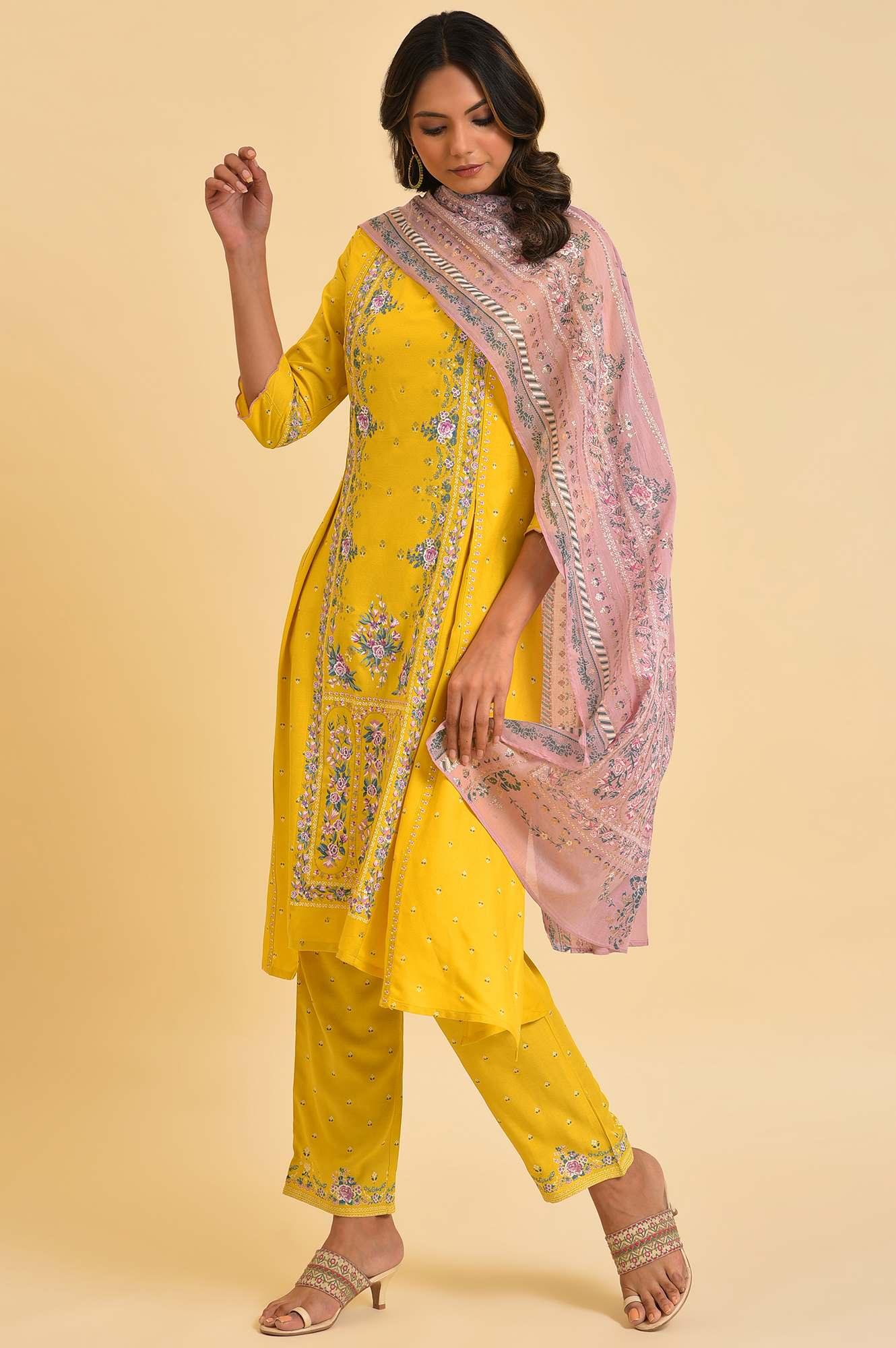 Yellow Glitter Printed Festive kurta, Pants & Dupatta Set - Image 3