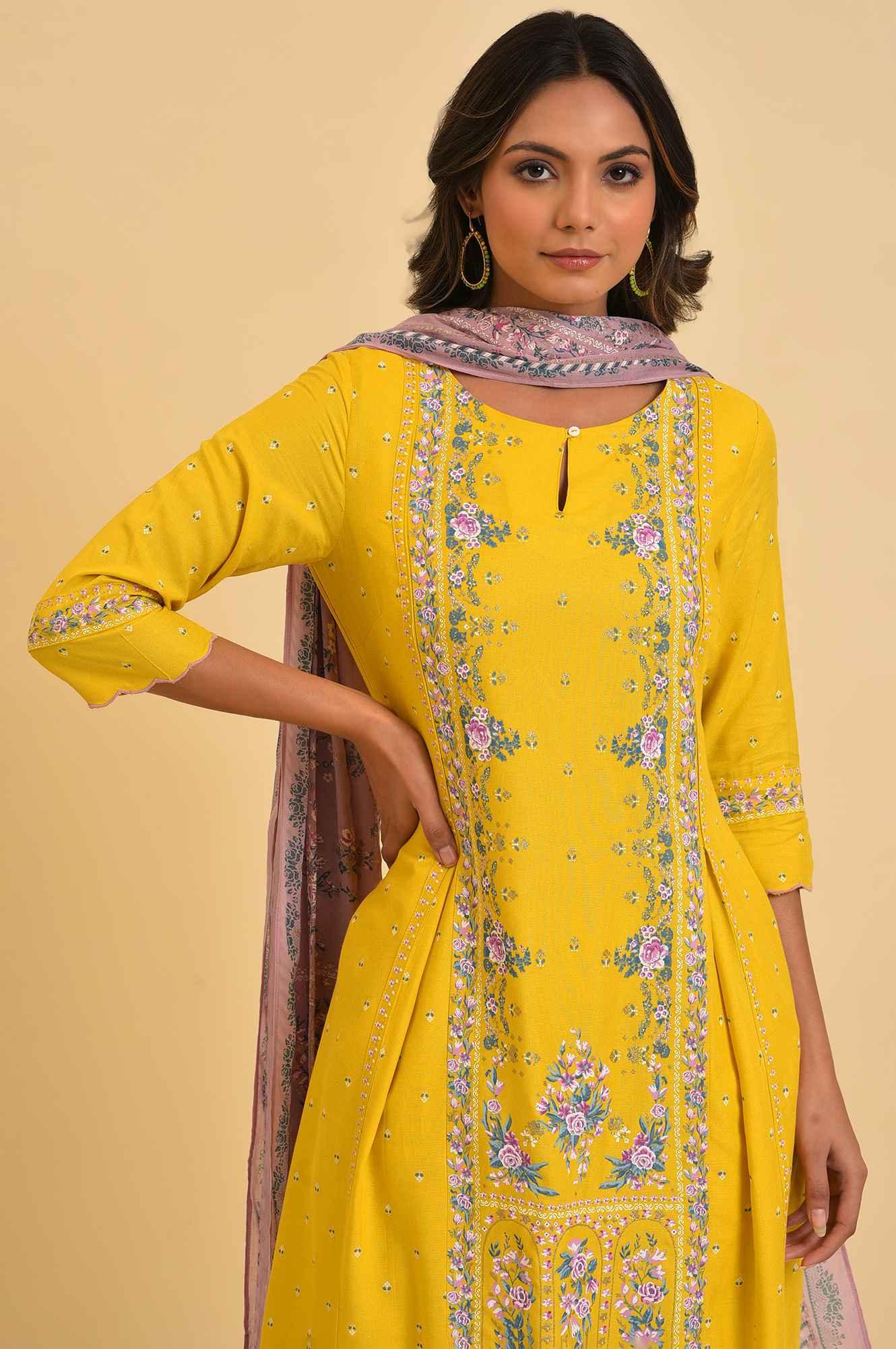 Yellow Glitter Printed Festive kurta, Pants & Dupatta Set - Image 5