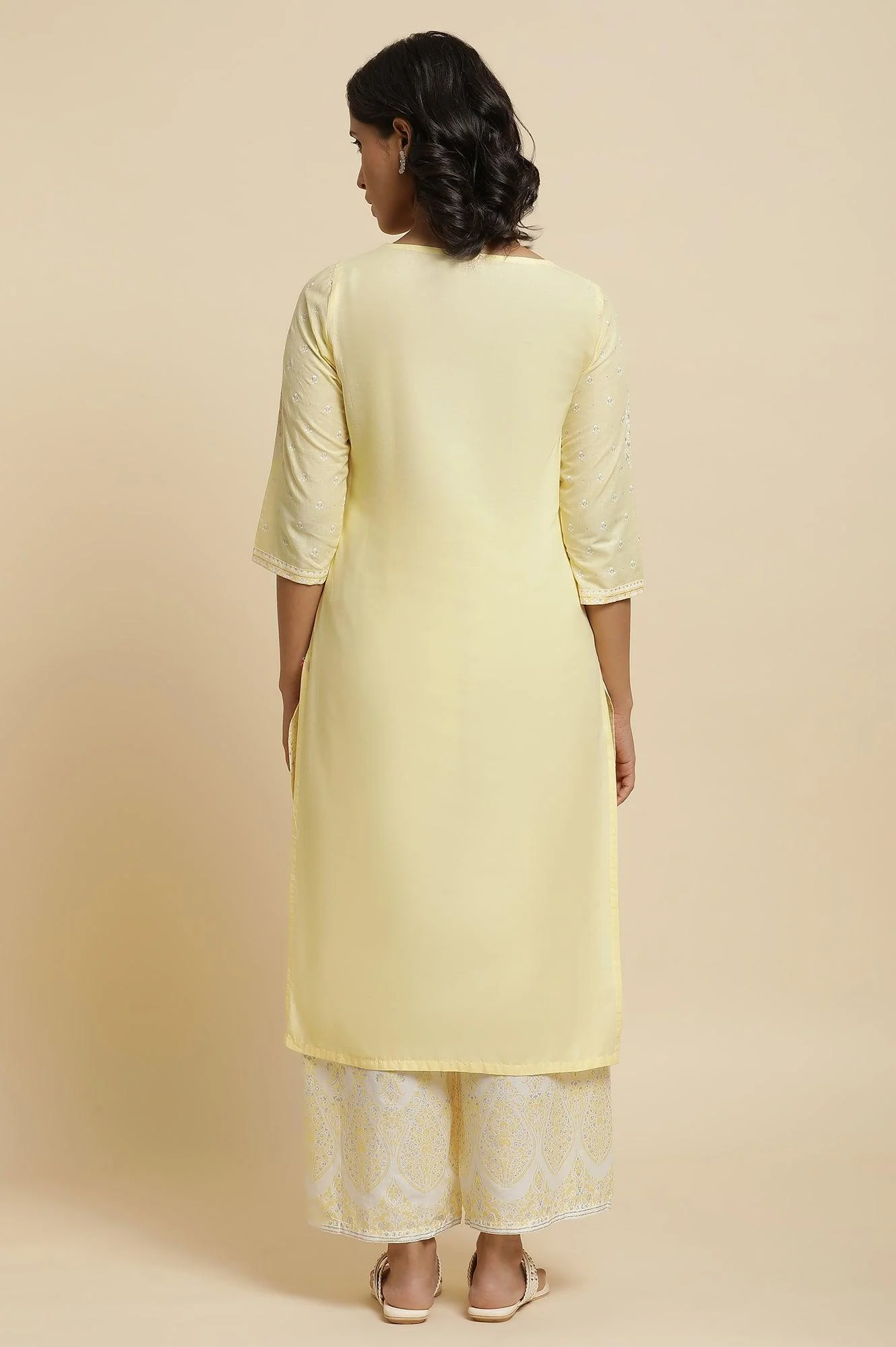 Yellow Glitter Printed Kurta & Parallel Pants - Image 4
