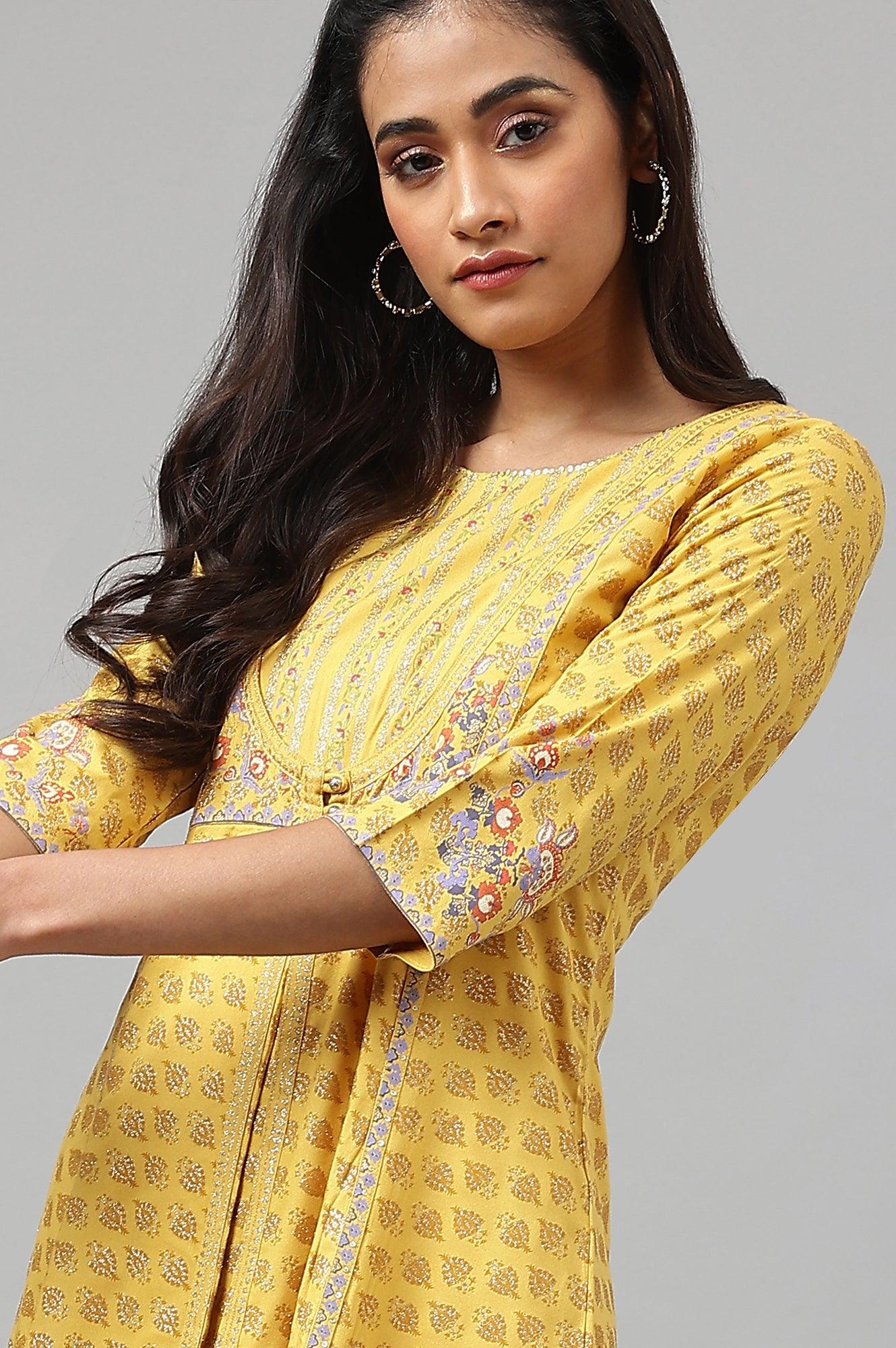 Yellow Glitter Printed Mock Layer kurta With Straight Pants - Image 10