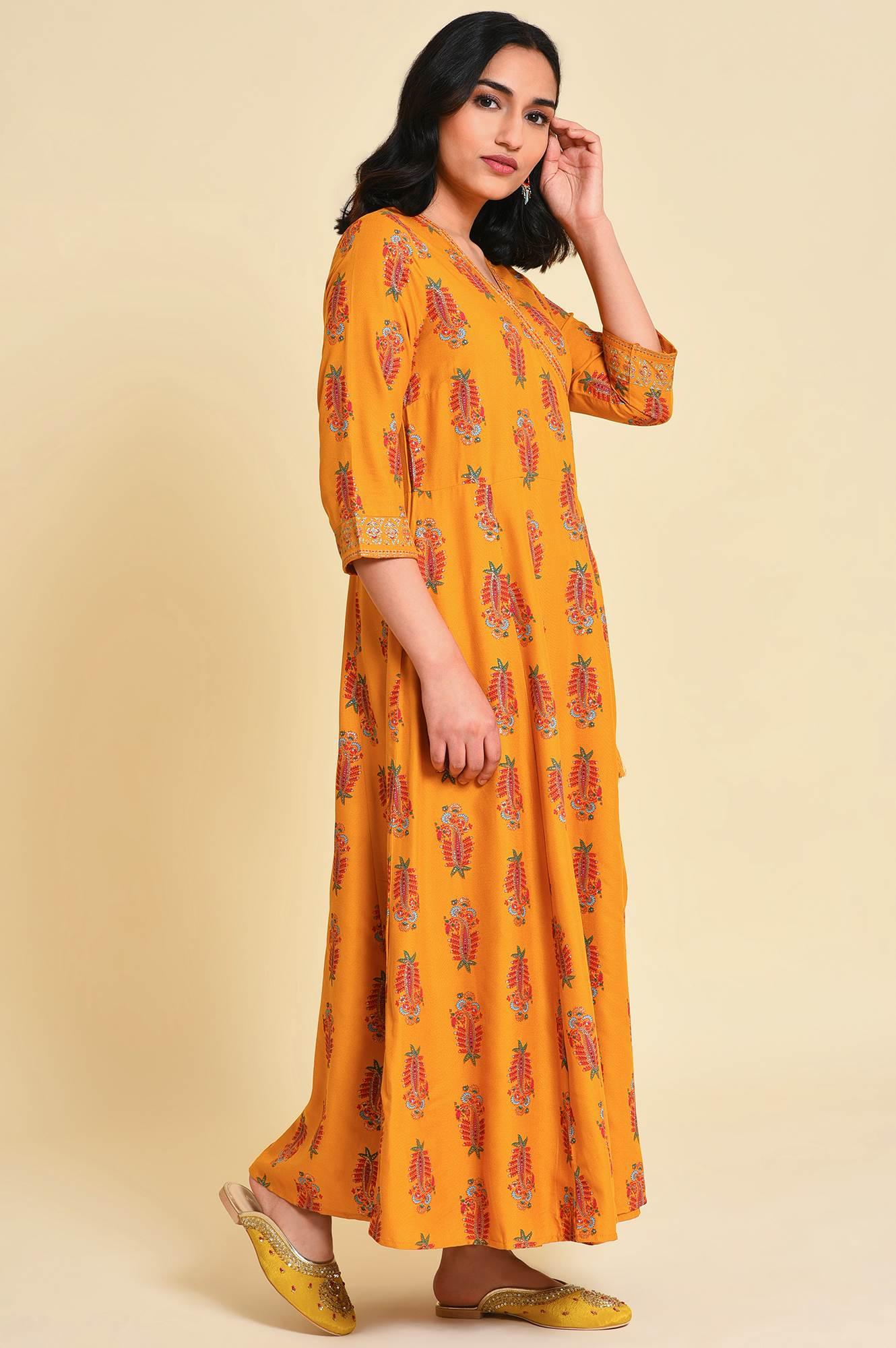 Yellow Multicolor Printed Angrakha kurta Set - Image 4