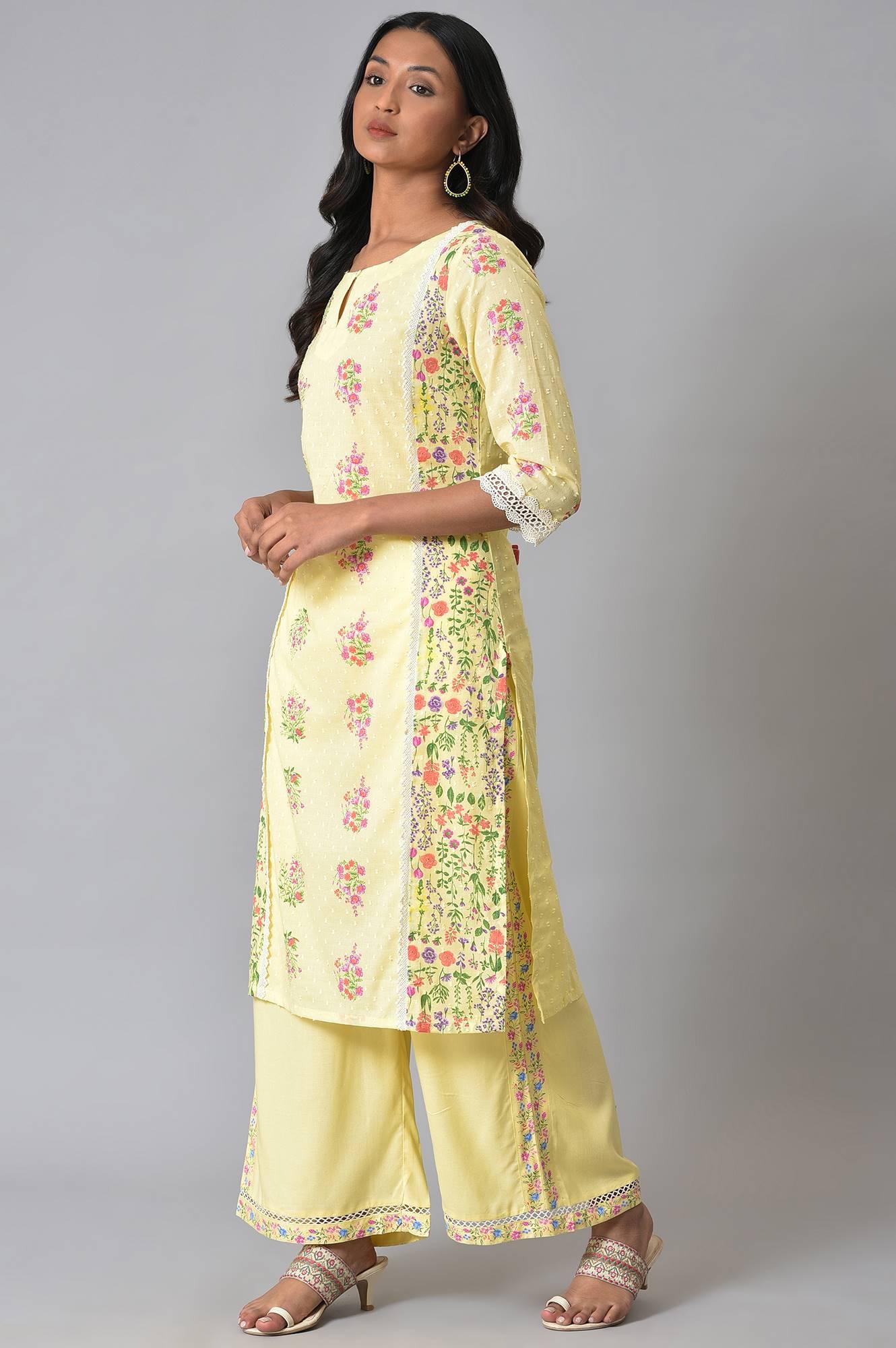 Yellow Panelled Floral kurta With Lace Detail - Image 4