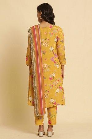 Yellow Printed Embroidered Kurta, Pants And Dupatta Set - Image 4