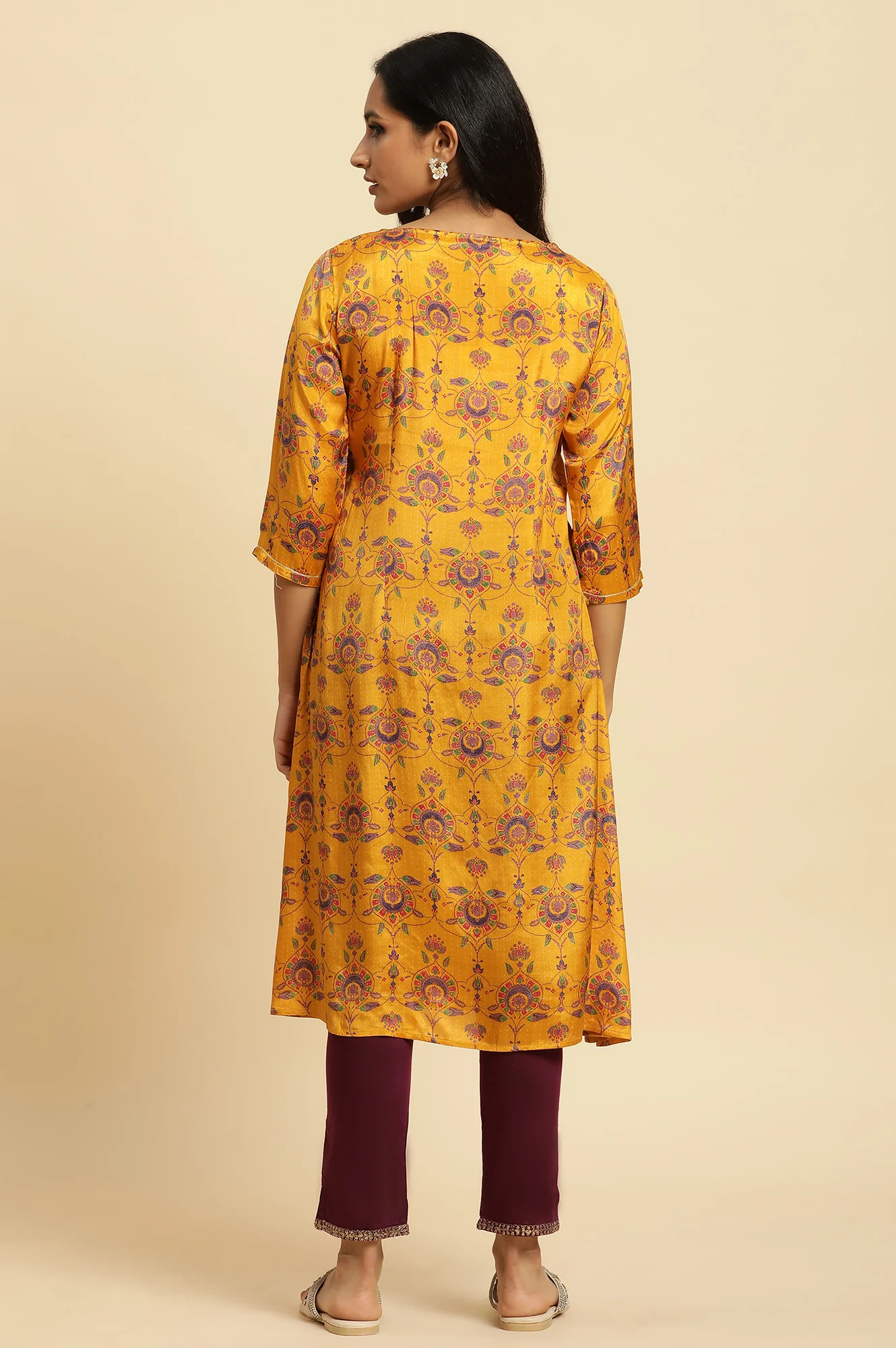 Yellow Floral Printed Sequined Shantung Straight Kurta - Image 4