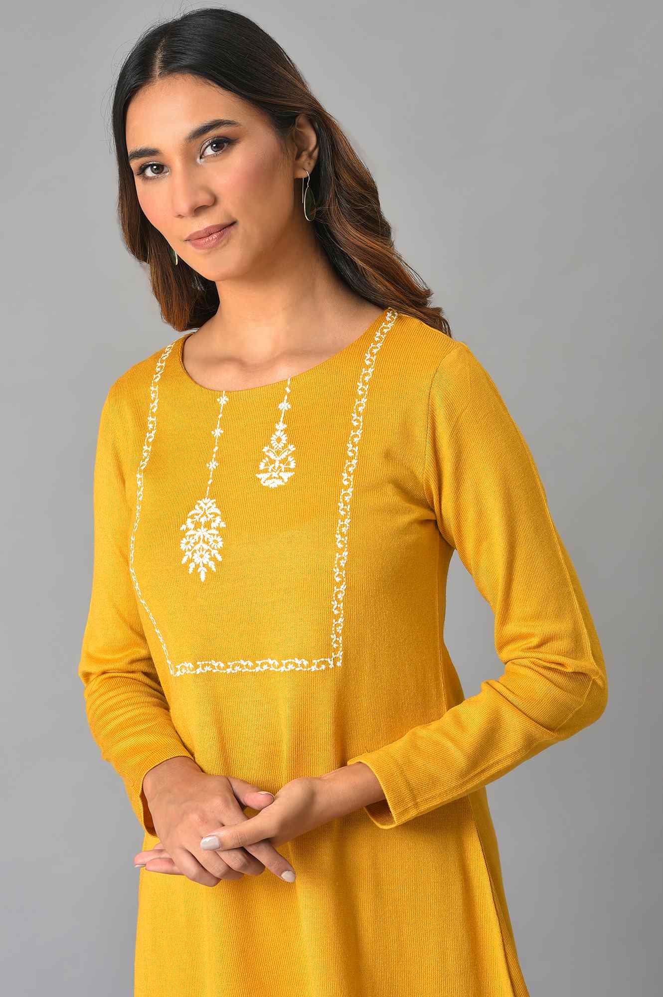 Yellow Winter kurta With Embroidered Yoke - Image 5